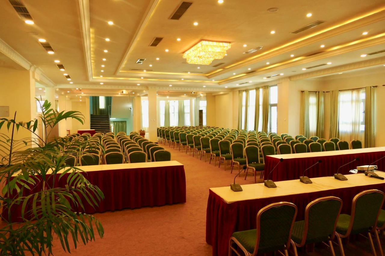 Abyssinia Renaissance Hotel Addis Ababa Ngoại thất bức ảnh